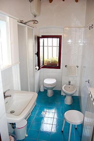 Piazza Al Serchio Villa Sleeps 4 Pool Wifi