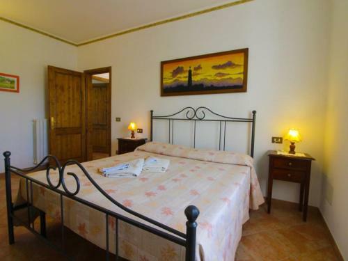 Fattoria Spedaletto Apartment Sleeps 6 Pool Wifi