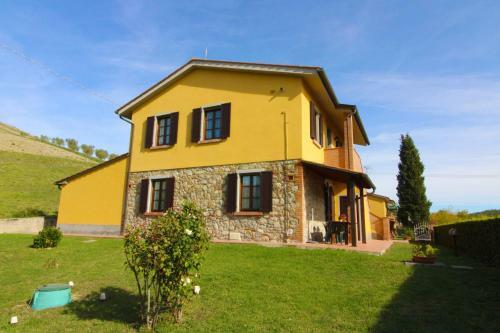 Fattoria Spedaletto Apartment Sleeps 5 Pool Wifi