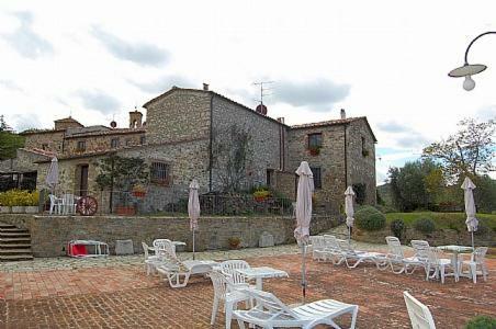 Piazza Al Serchio Villa Sleeps 3 Pool Wifi