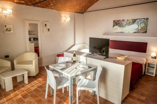 Villa Norcenni Aparthotel