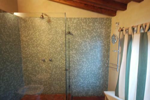 Figline Valdarno Villa Sleeps 4 Wifi