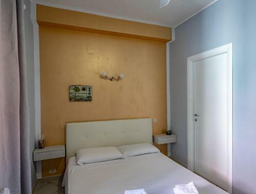 Bed & Breakfast Albachiara Guest House