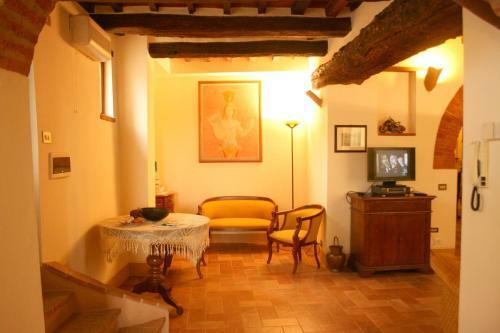 La Querce Villa Sleeps 7 Pool Wifi