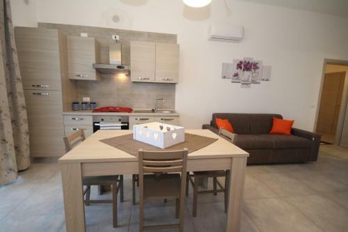 Apartamento Terre Di Fontane Bianche
