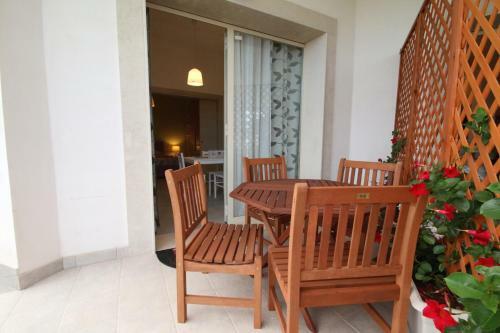 Apartamento Terre Di Fontane Bianche