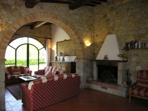 Collepetroso Villa Sleeps 8 Pool Wifi