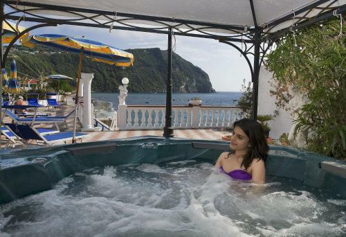 Hotel Riva Del Sole