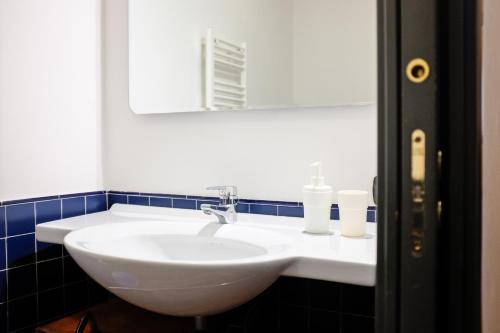 Apartamento Romagnabnb Cavour Top Flat