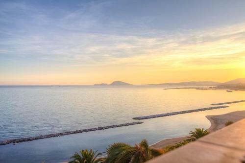 Apartamento Seafront Panoramic Airco Wifi 2 Bathrooms Beach