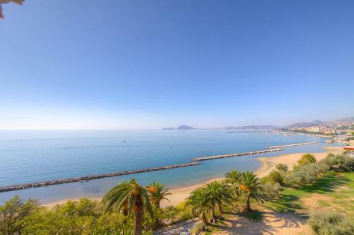 Apartamento Seafront Panoramic Airco Wifi 2 Bathrooms Beach