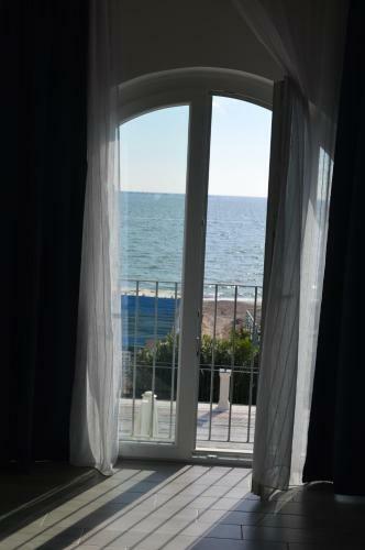 Klaton Beach Hotel