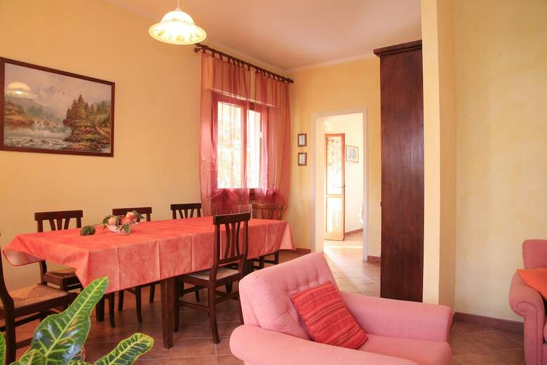Villa Dina