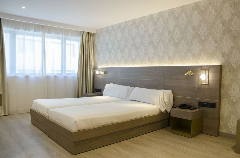 Grand Plaza Hotel & Wellness