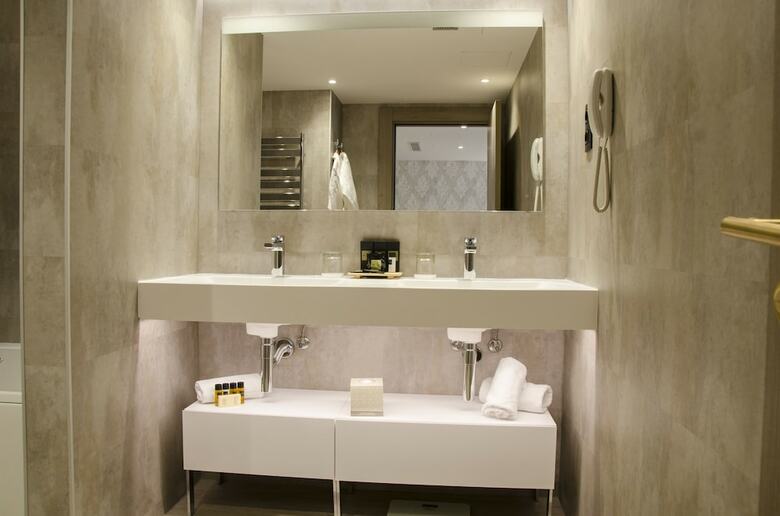 Grand Plaza Hotel & Wellness