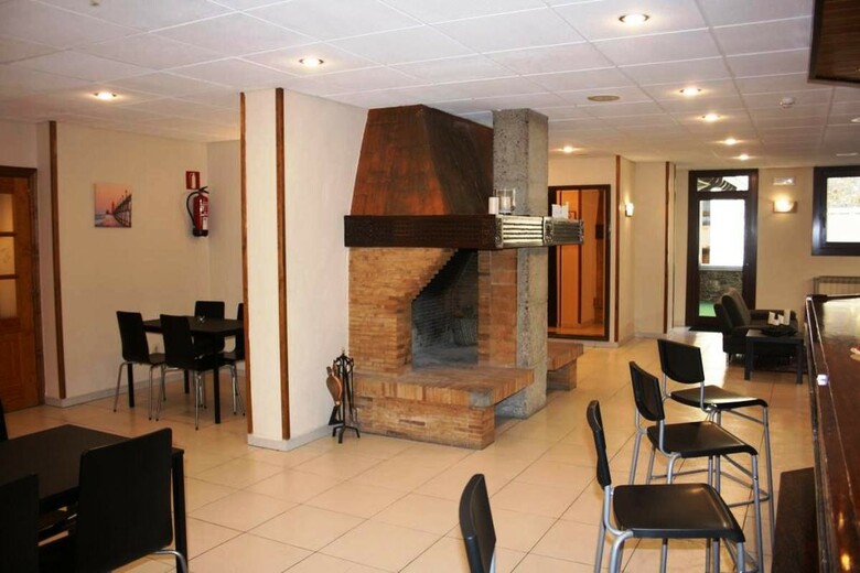 Hotel Xalet Besol�