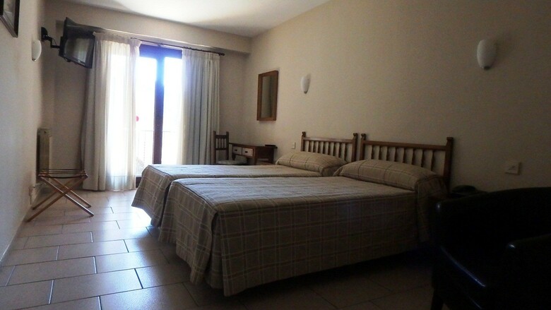 Hotel Xalet Besol�