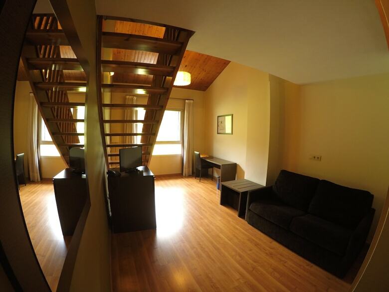 Hotel Somriu Vall Ski