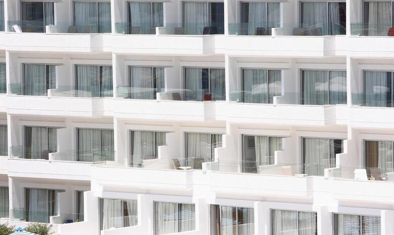 Hotel Odessa(.)