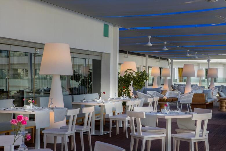Hotel Odessa(.)