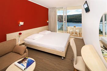 All Inclusive Light Allegro Hotel