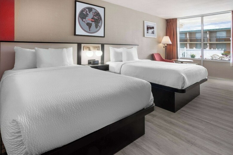 Hotel Ramada By Wyndham Rome - Verona