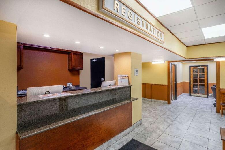 Hotel Ramada By Wyndham Rome - Verona