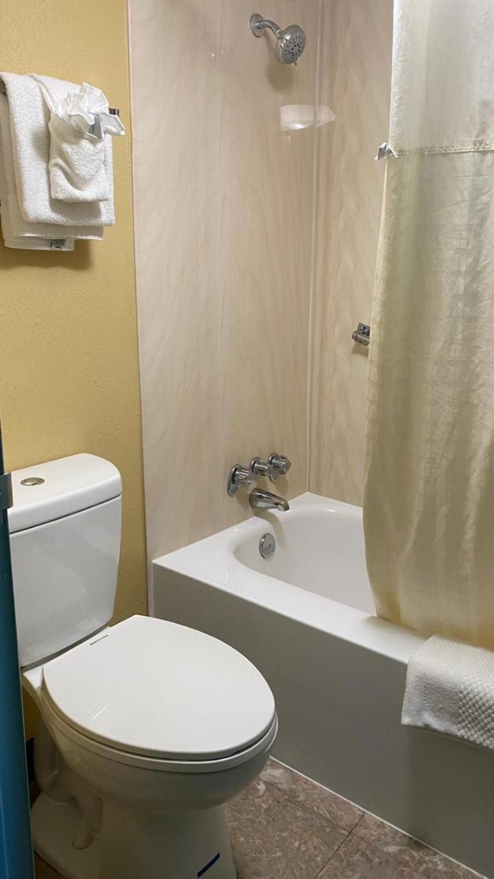 Hotel Ramada By Wyndham Rome - Verona