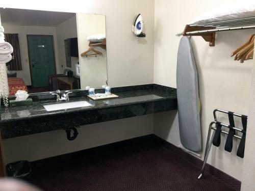 Motel Westward Inn