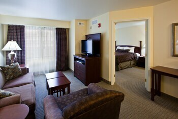 Hotel Staybridge Suites Lansing-okemos