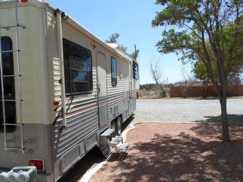 Pahrump Rv Park & Lodging