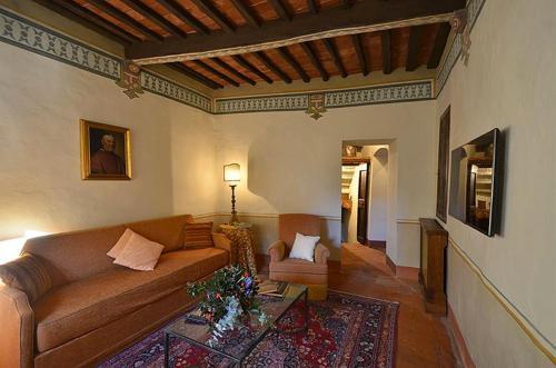Vertine Villa Sleeps 8 Pool Air Con