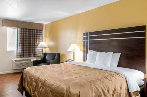 Hotel Comfort Inn Mccomb