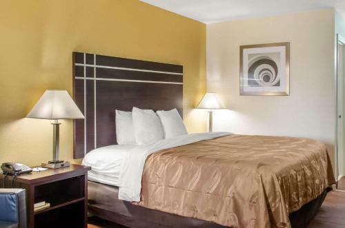 Hotel Comfort Inn Mccomb