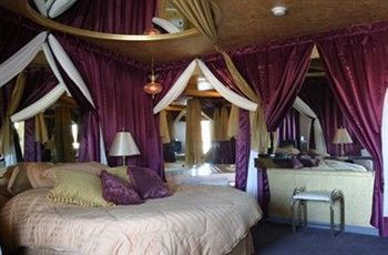 Hotel Boulder Inn And Suites