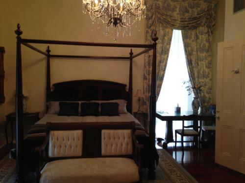 Bed & Breakfast Dansereau House