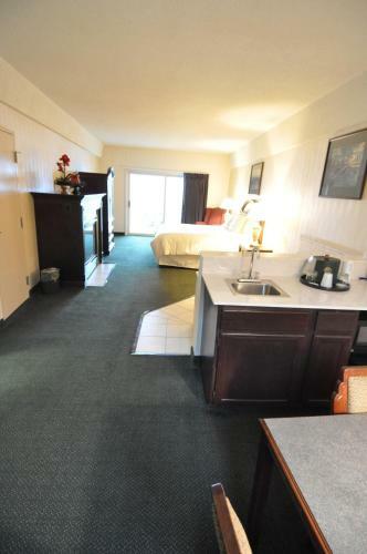 Hotel Hillside Inn