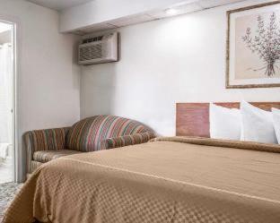 Hotel Rodeway Inn Saco