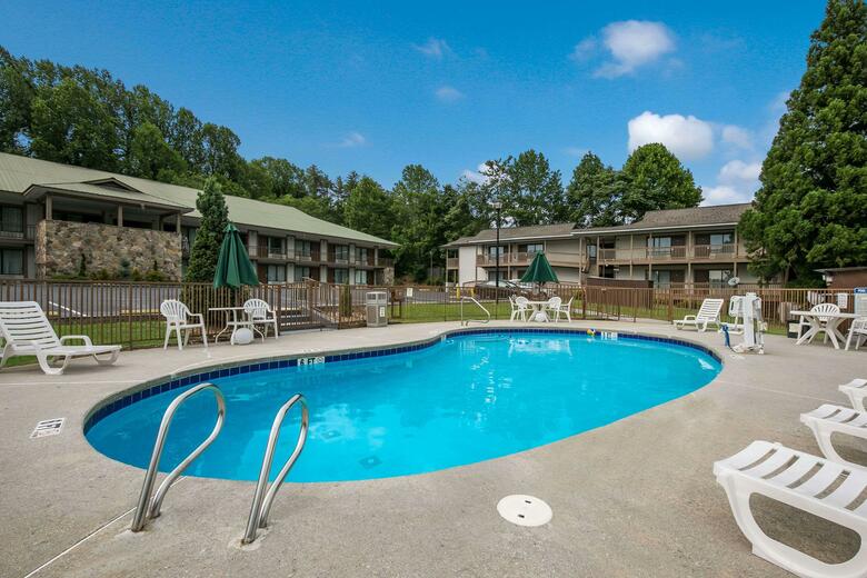 Hotel Quality Inn & Suites Mount Chalet