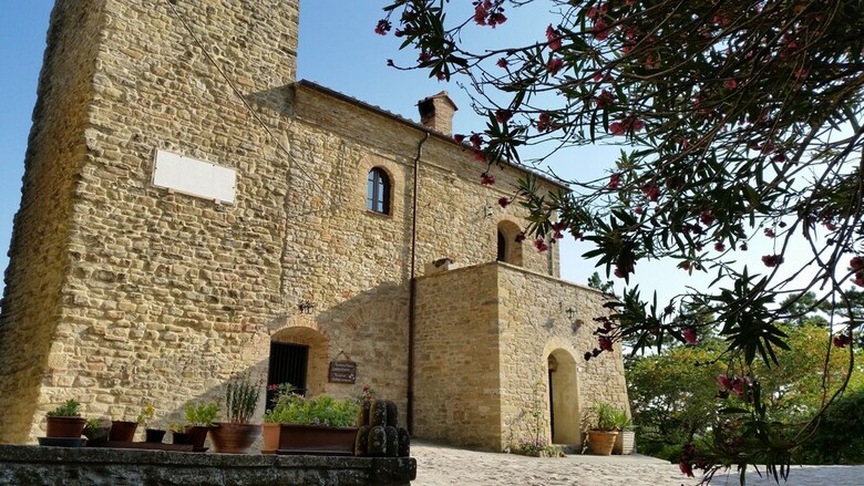 Agroturismo Castello Di Giomici