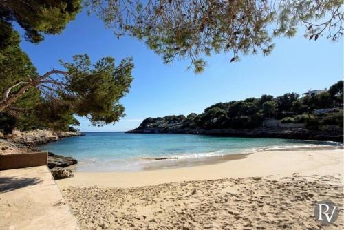 Cala D'or Apartment Sleeps 5 Pool Air Con Wifi