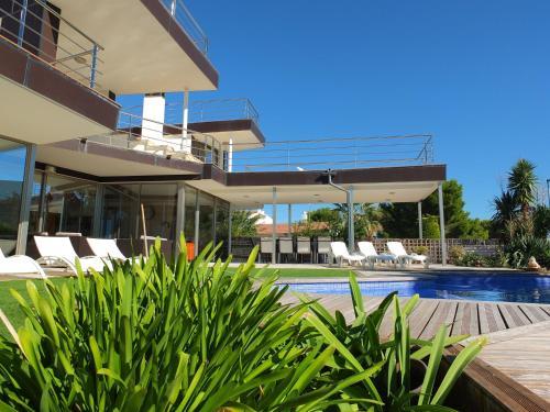 Villa Almadrava