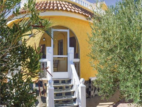 Three-bedroom House In Camposol