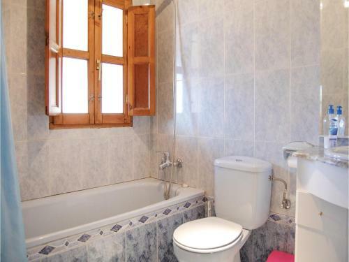 Three-bedroom Holiday Home In Cabrales