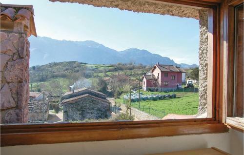 Three-bedroom Holiday Home In Cabrales