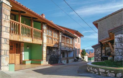 Three-bedroom Holiday Home In Cabrales