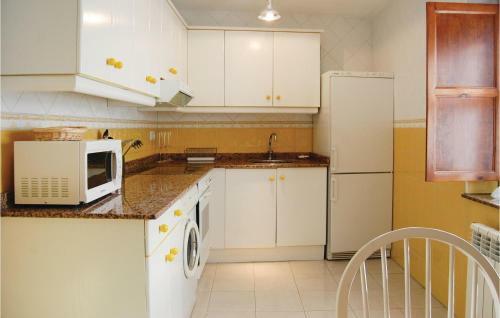 Three-bedroom Holiday Home In Cabrales