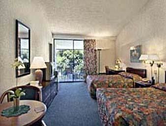 Motel Howard Johnson Express Inn Claremont