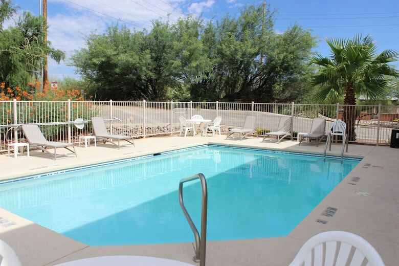 Hotel Green Valley Comfort Inn