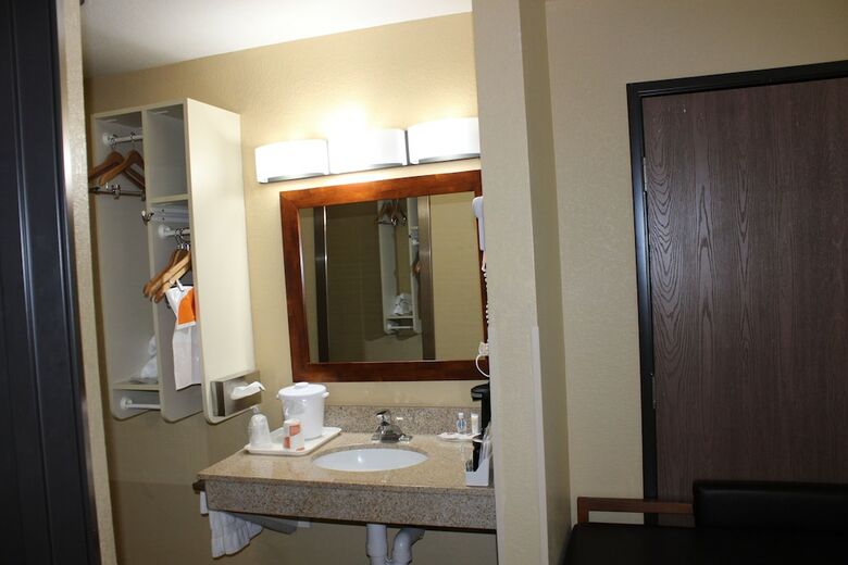 Hotel Green Valley Comfort Inn